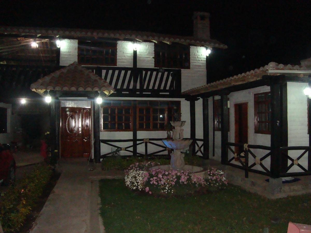 El Descanso “The Rest” โอตาวาโล ภายนอก รูปภาพ